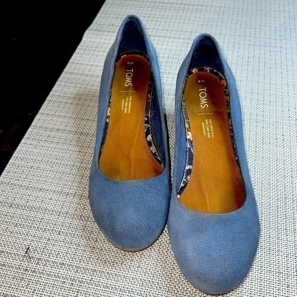 Toms Shoes - TOMS SHOES, size8W, blue suede